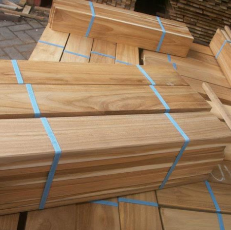 Introduction of teak and synthetic teak boat decking